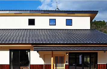 職人たちによる匠の業で蘇る日本家屋本来の美しさ。